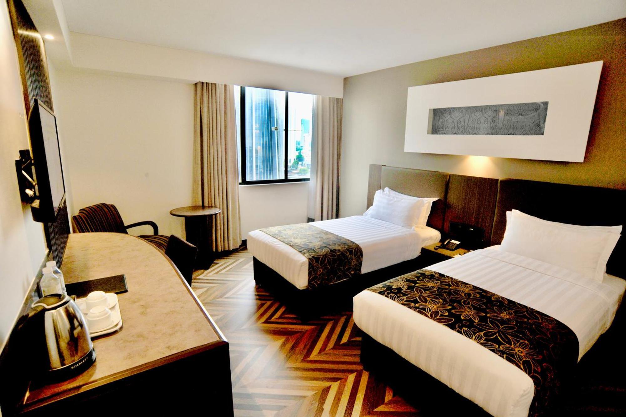 Regalpark Hotel Куала Лумпур Екстериор снимка