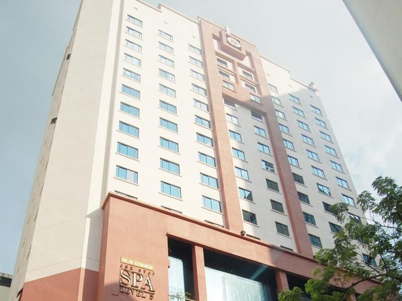 Regalpark Hotel Куала Лумпур Екстериор снимка